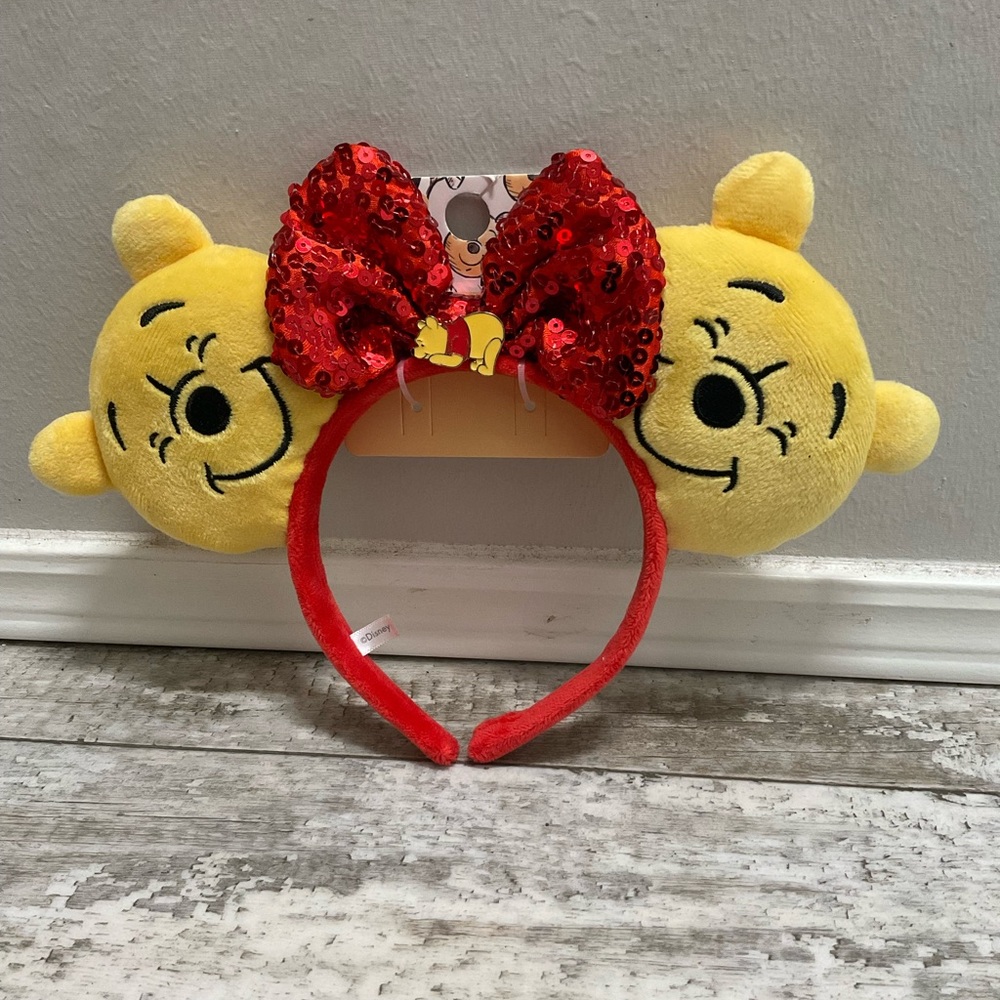 NWT Winnie the pooh ears